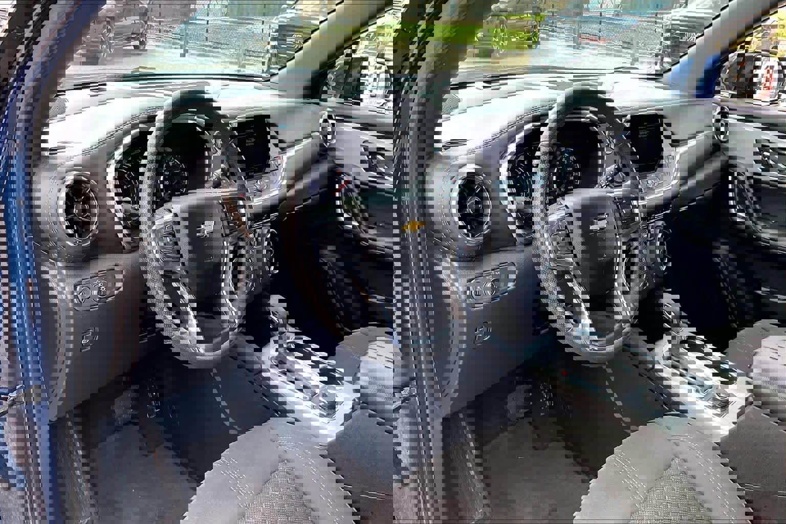 Used 2022 Chevrolet Blazer LT image 17