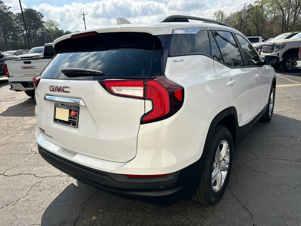 Used 2022 GMC Terrain SLE w/ Driver Convenience Package image 6