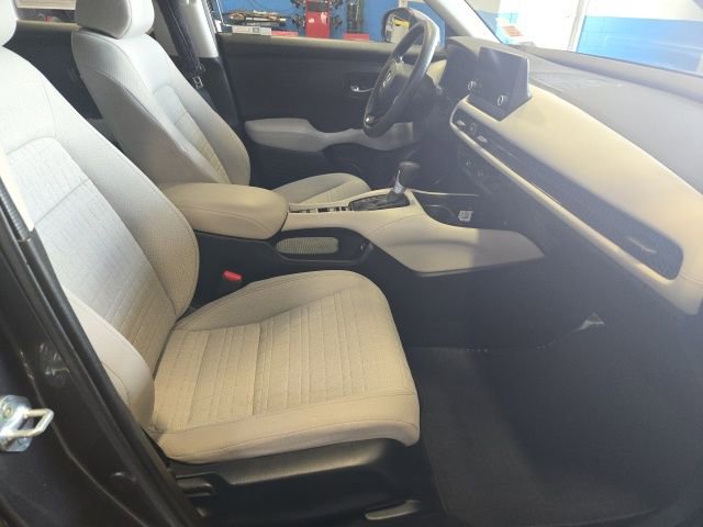 Used 2023 Honda HR-V LX image 11
