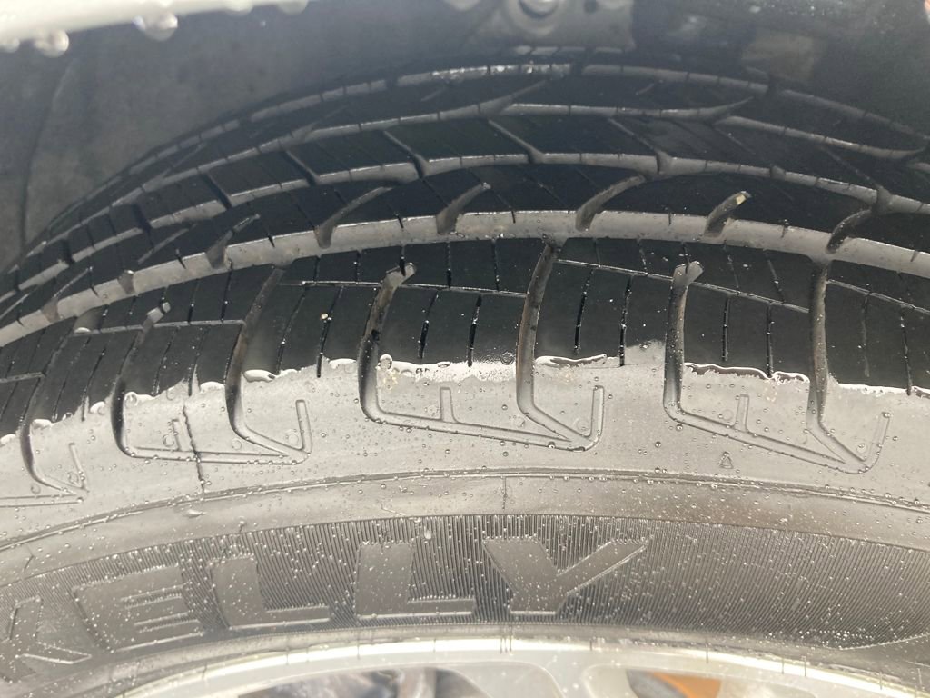 Used 2019 Chevrolet Equinox LT image 34