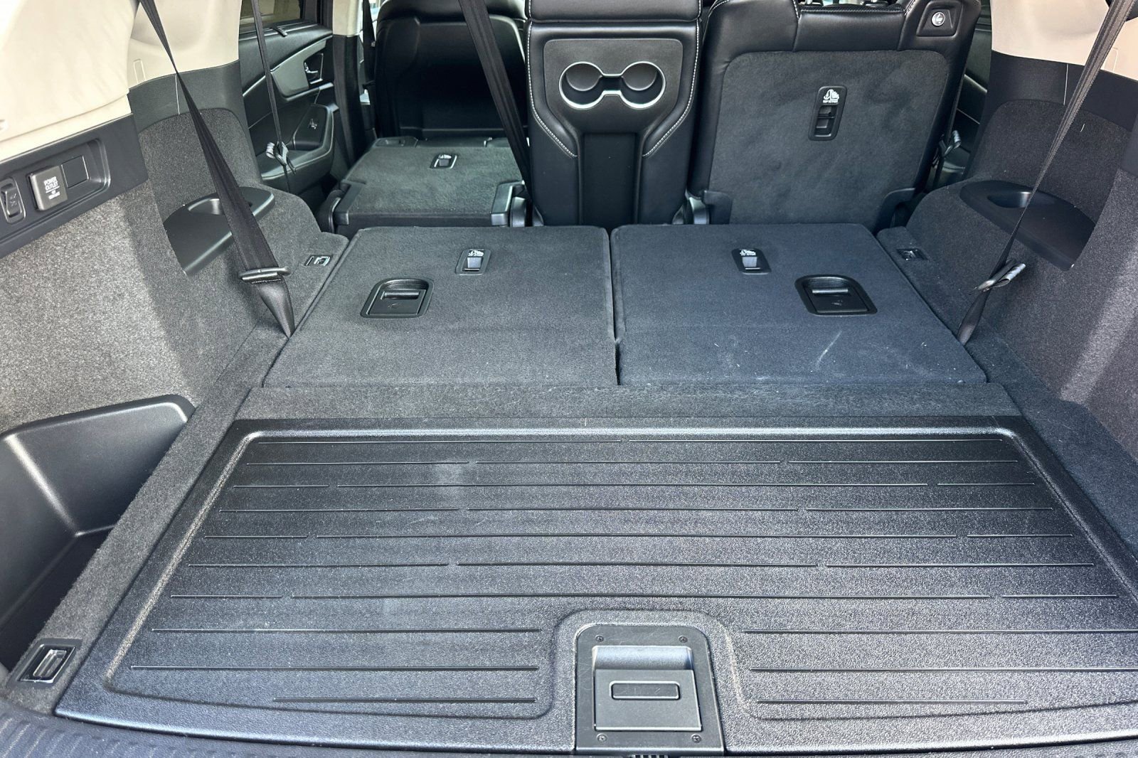 Used 2023 Acura MDX FWD w/ Technology Package image 18