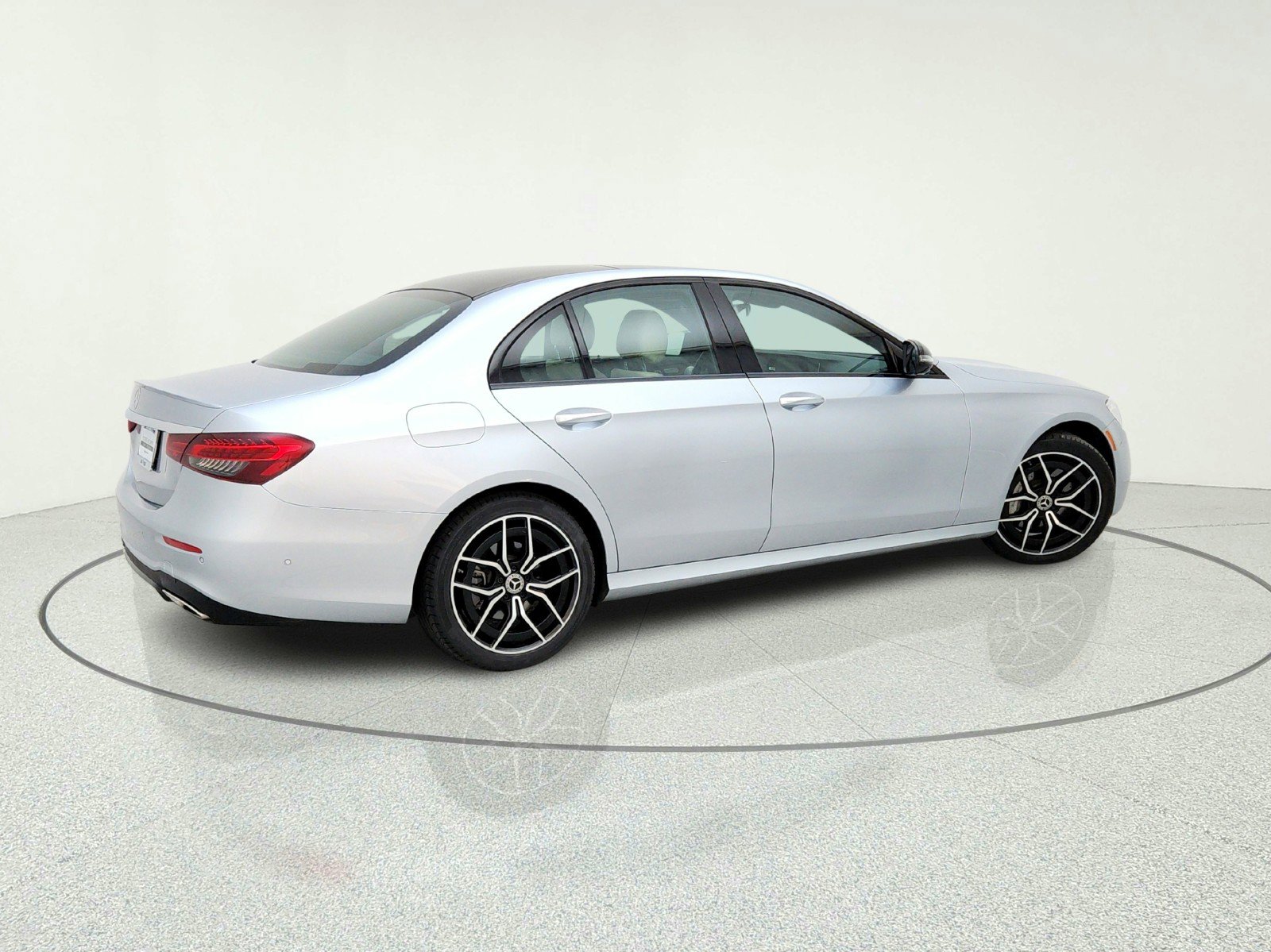 Certified 2022 Mercedes-Benz E 350 Sedan image 8