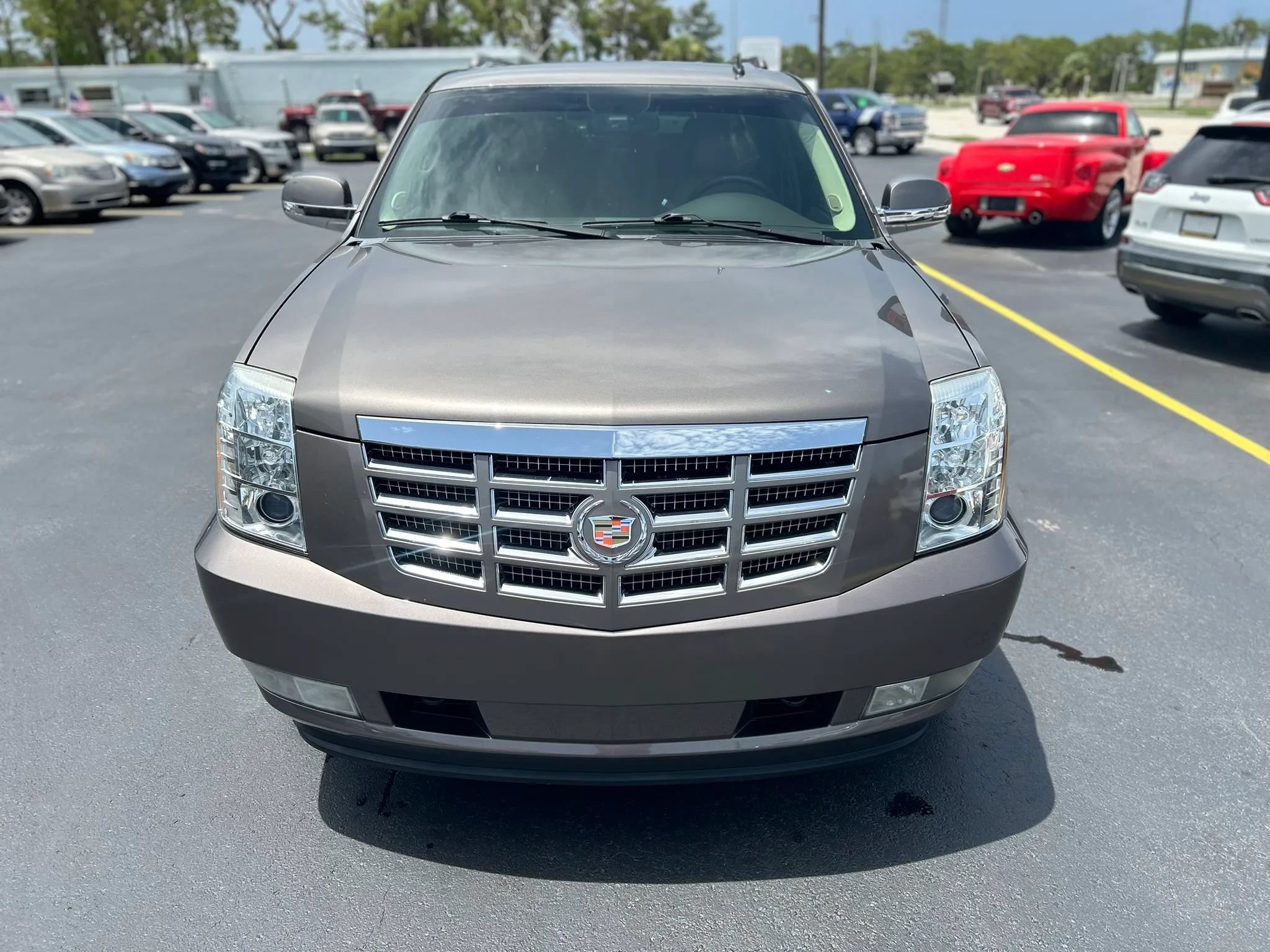 Used 2013 Cadillac Escalade ESV Luxury RWD image 15