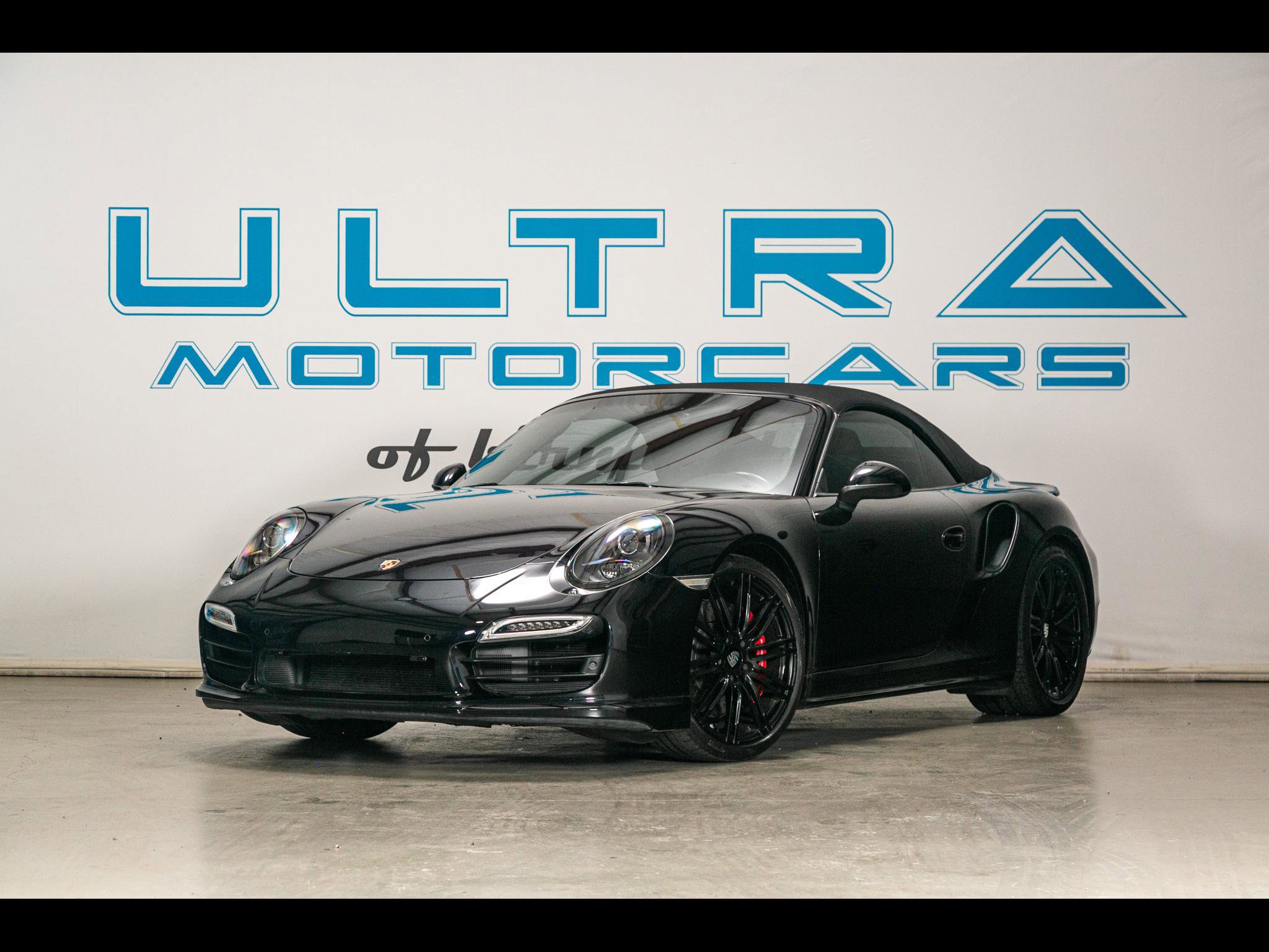 Used 2015 Porsche 911 Turbo image 1