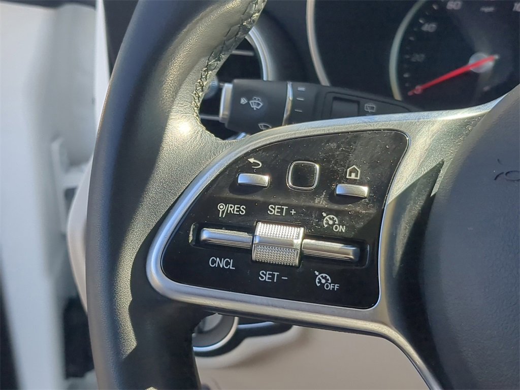 Used 2022 Mercedes-Benz GLC 300 image 29