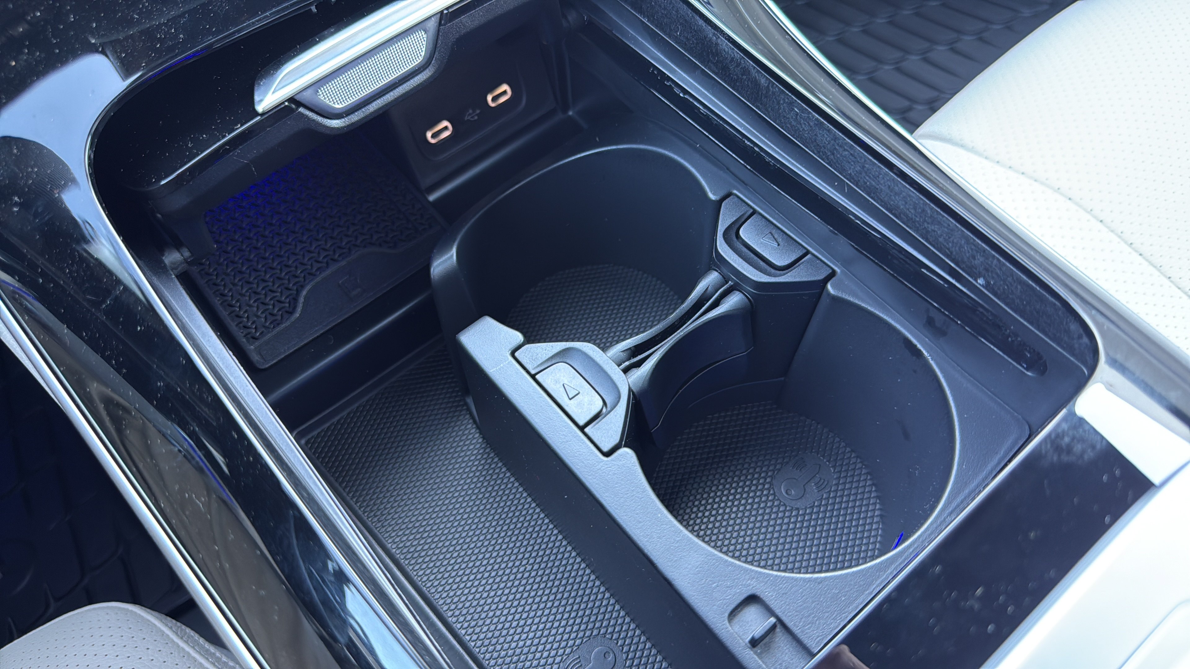 New 2026 Mercedes-Benz CLE 450 4MATIC Coupe image 36