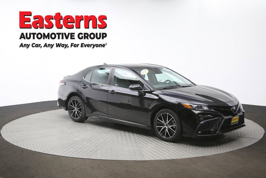 Used 2024 Toyota Camry SE image 46