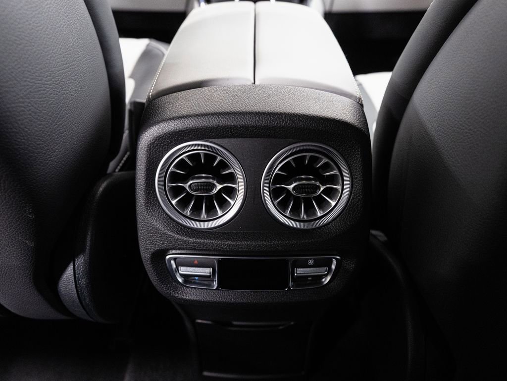 Used 2021 Mercedes-Benz G 550 image 26