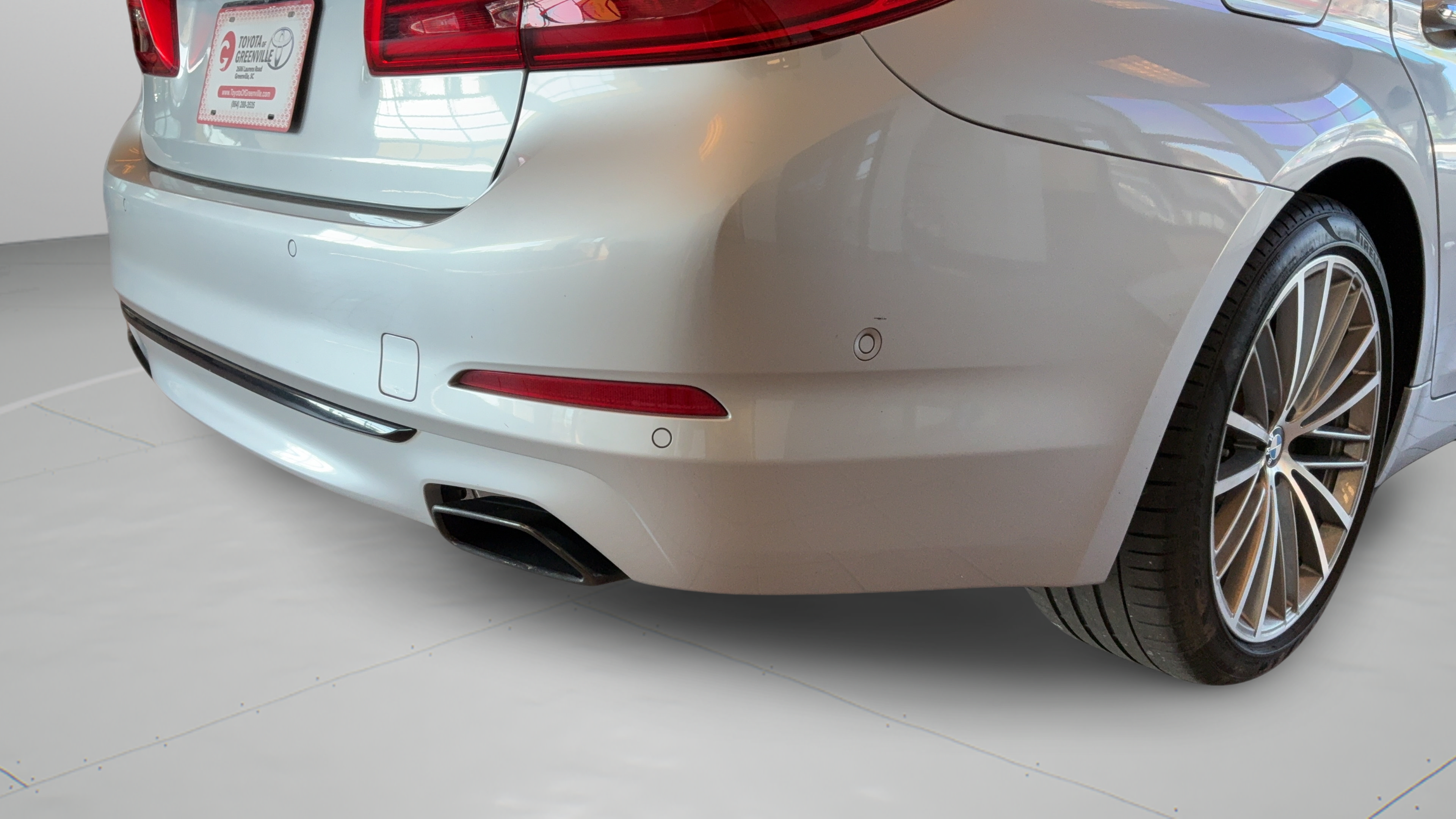 Used 2017 BMW 540i RWD image 48