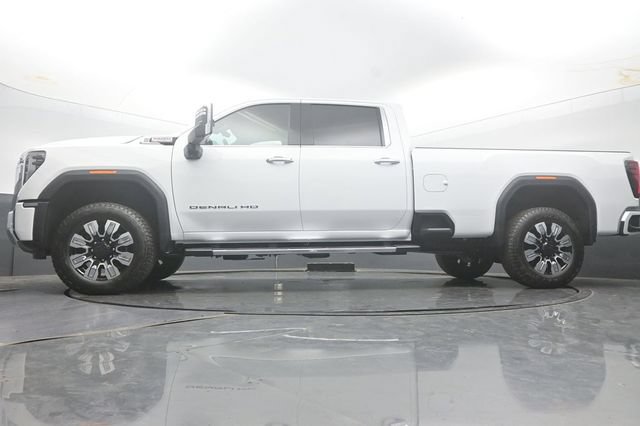 New 2026 GMC Sierra 2500 Denali w/ Denali Reserve Package AWD/4WD image 50