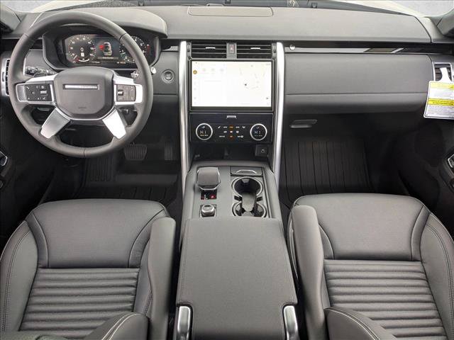New 2025 Land Rover Discovery S AWD/4WD image 15