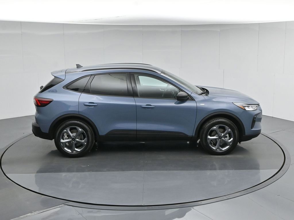 Certified 2025 Ford Escape ST-Line FWD image 41