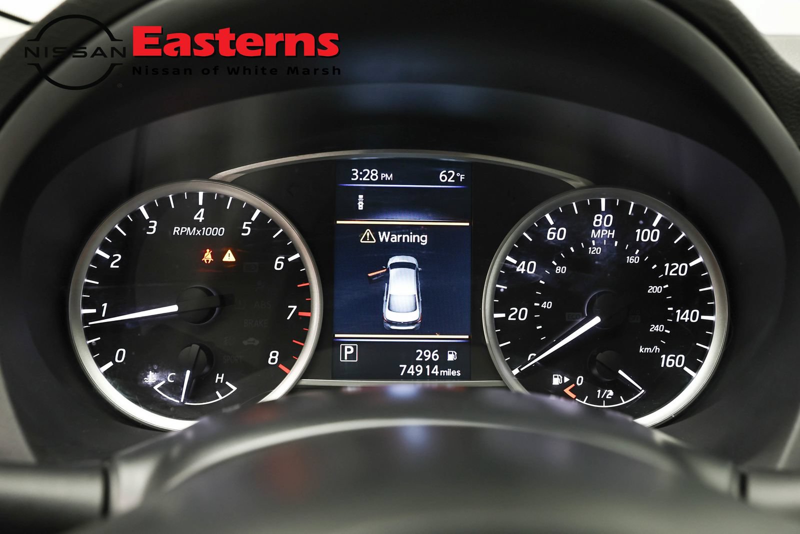 Used 2019 Nissan Sentra SR FWD image 17