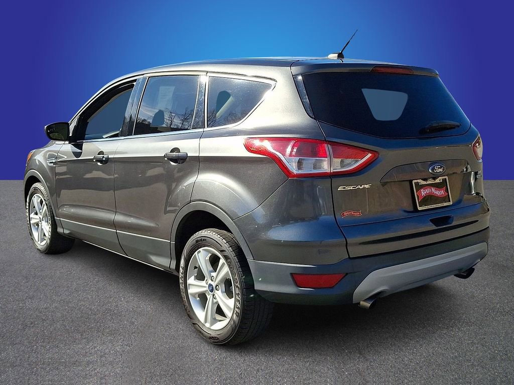 Used 2015 Ford Escape SE image 6
