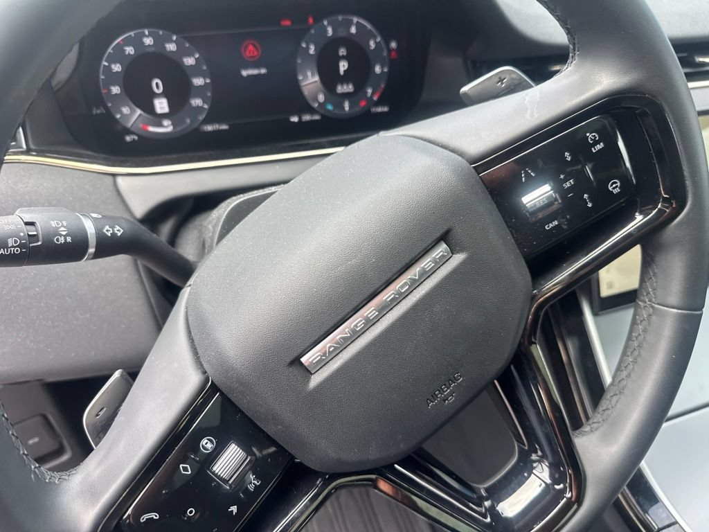 Used 2024 Land Rover Range Rover Evoque S AWD/4WD image 16