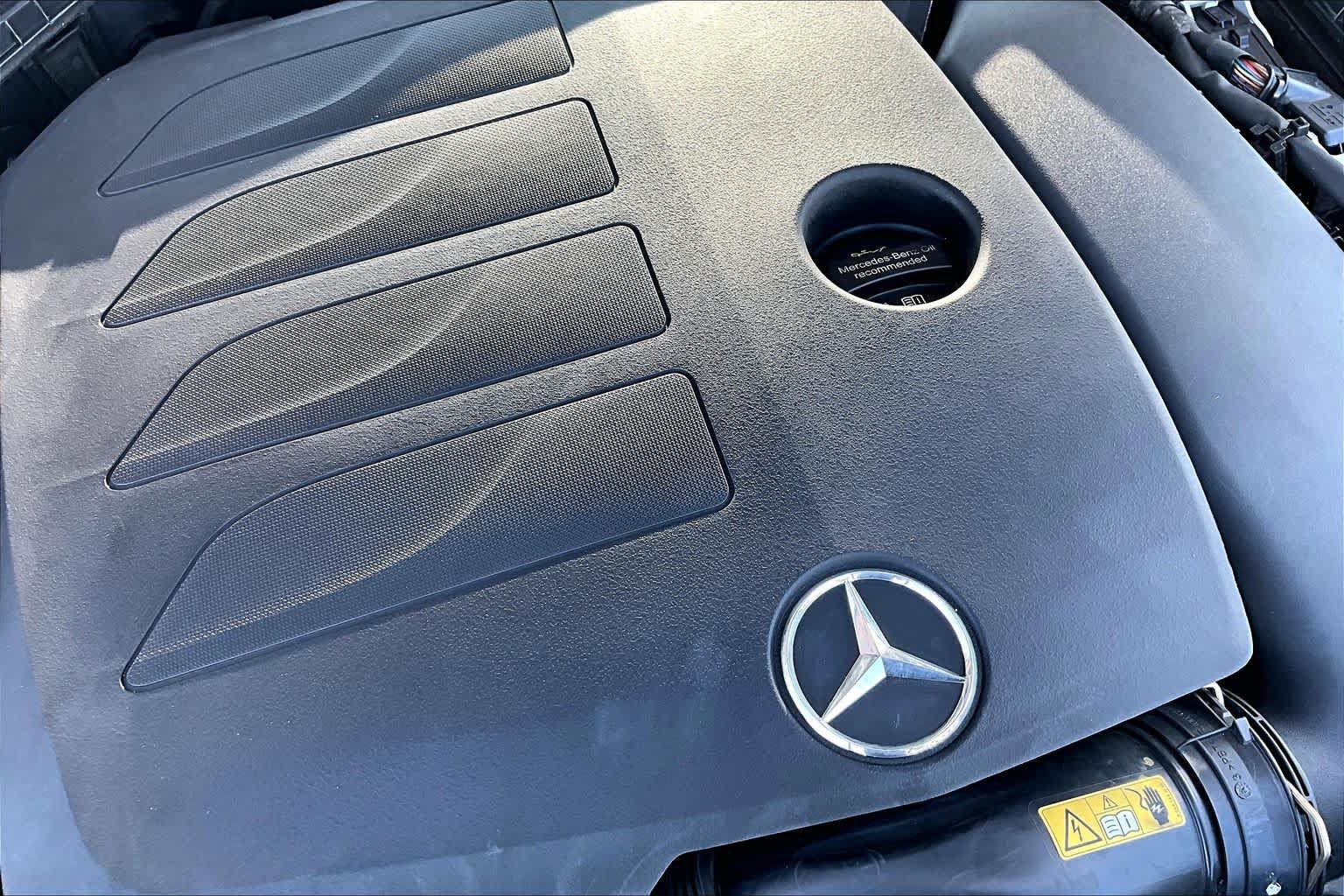Used 2020 Mercedes-Benz C 300 4MATIC Sedan image 34