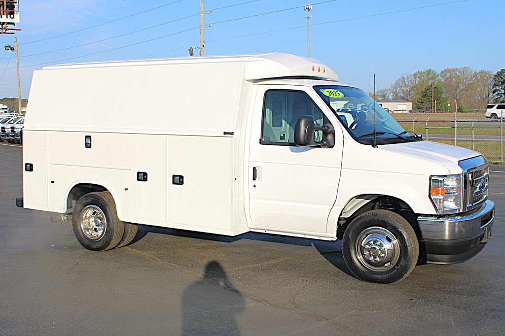 Used 2025 Ford E-350 and Econoline 350 Super Duty w/ Ambulance Prep Package RWD image 2