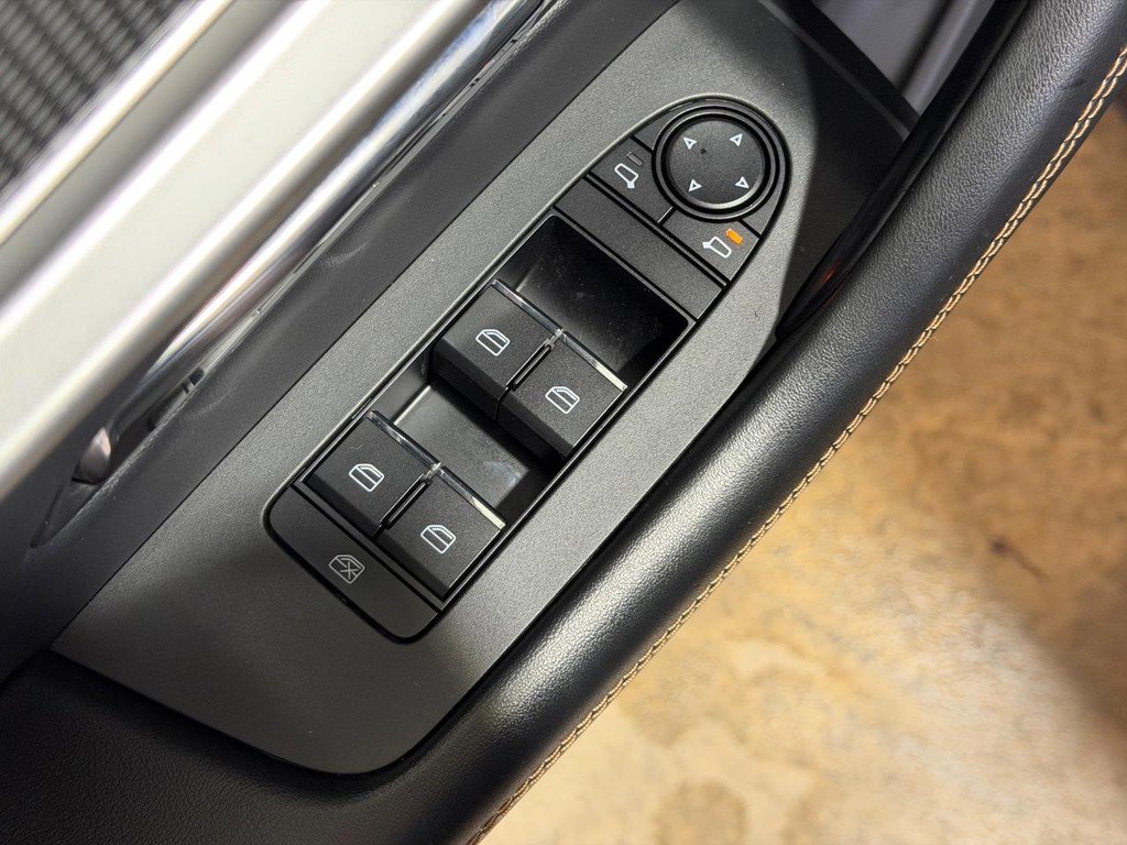 Used 2025 MAZDA CX-90 3.3 Turbo w/ Preferred Package image 23