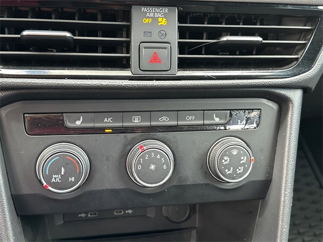 Used 2022 Volkswagen Taos SE image 23