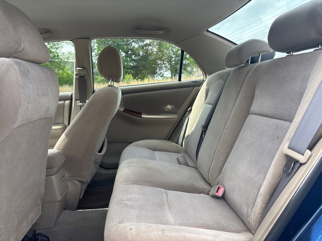 Used 2005 Toyota Corolla FWD image 11
