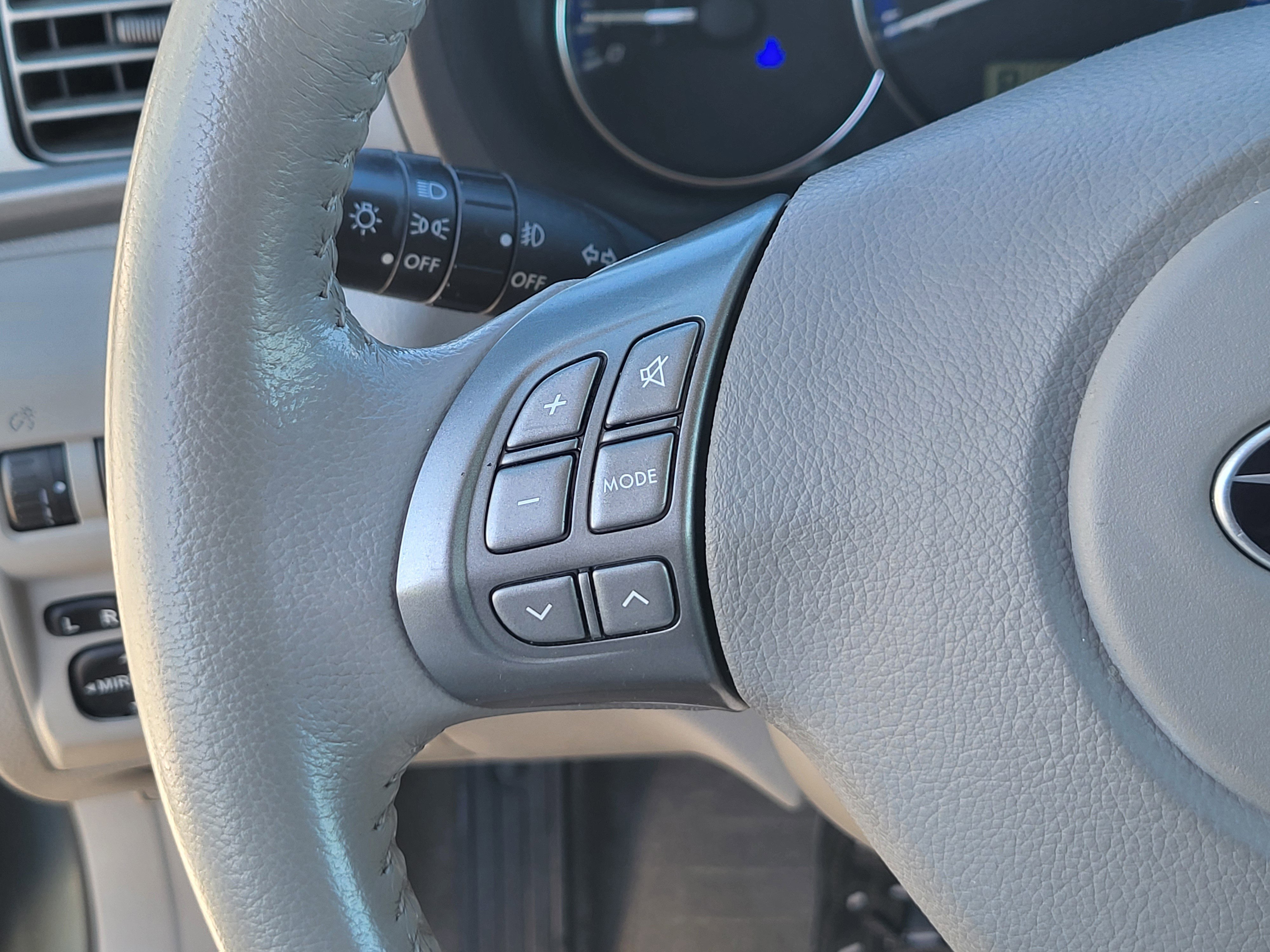 Used 2010 Subaru Forester 2.5X Limited w/ Popular Equipment Group 4B image 26