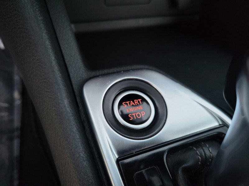 Used 2020 Nissan Sentra SV FWD image 34