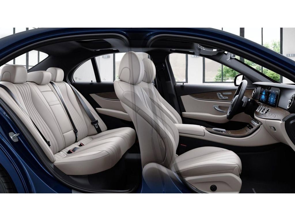 Used 2023 Mercedes-Benz E 350 4MATIC Sedan image 6