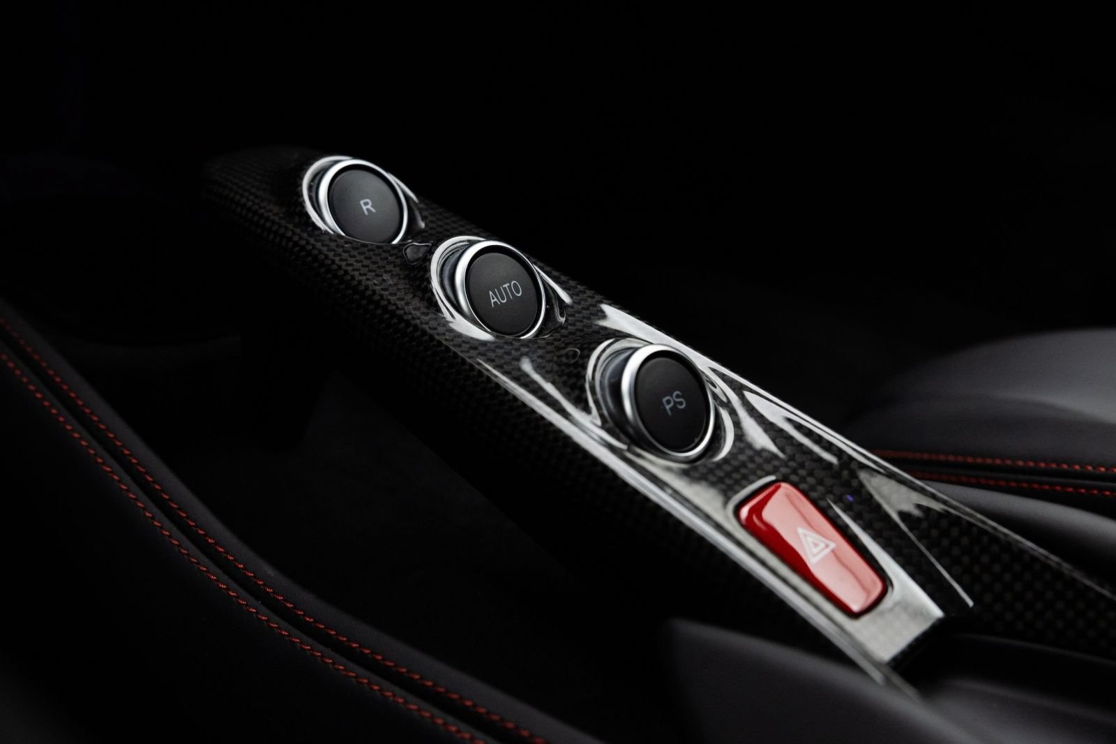 Used 2021 Ferrari F8 Tributo RWD image 35