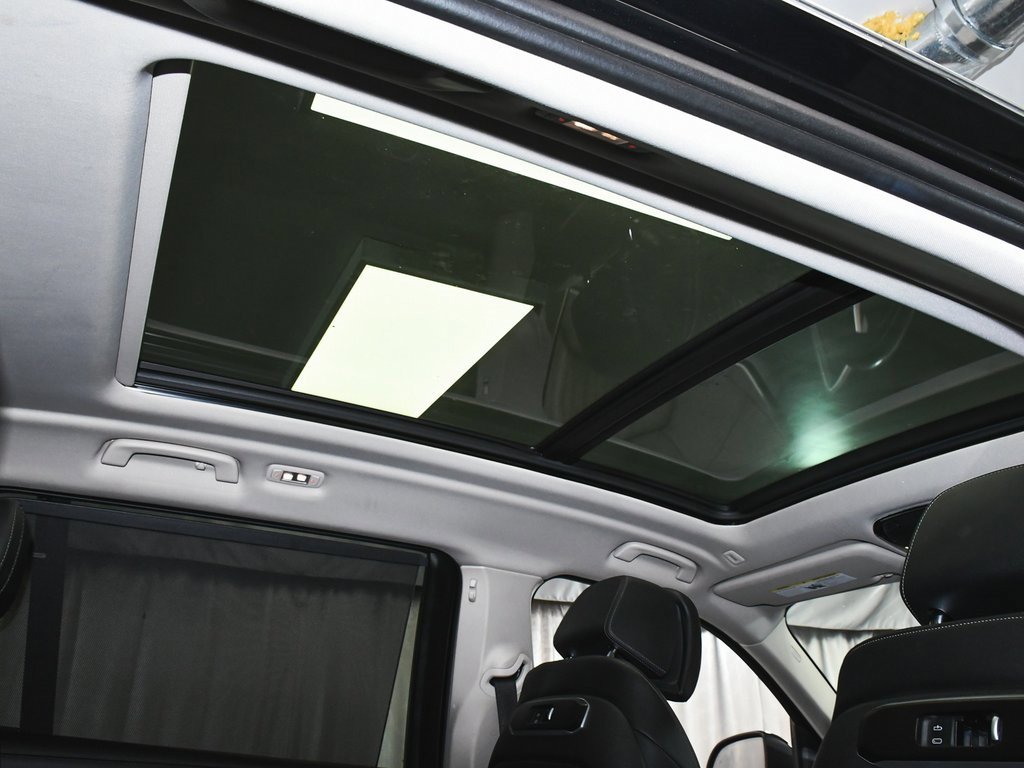 Used 2024 BMW X7 xDrive40i image 68