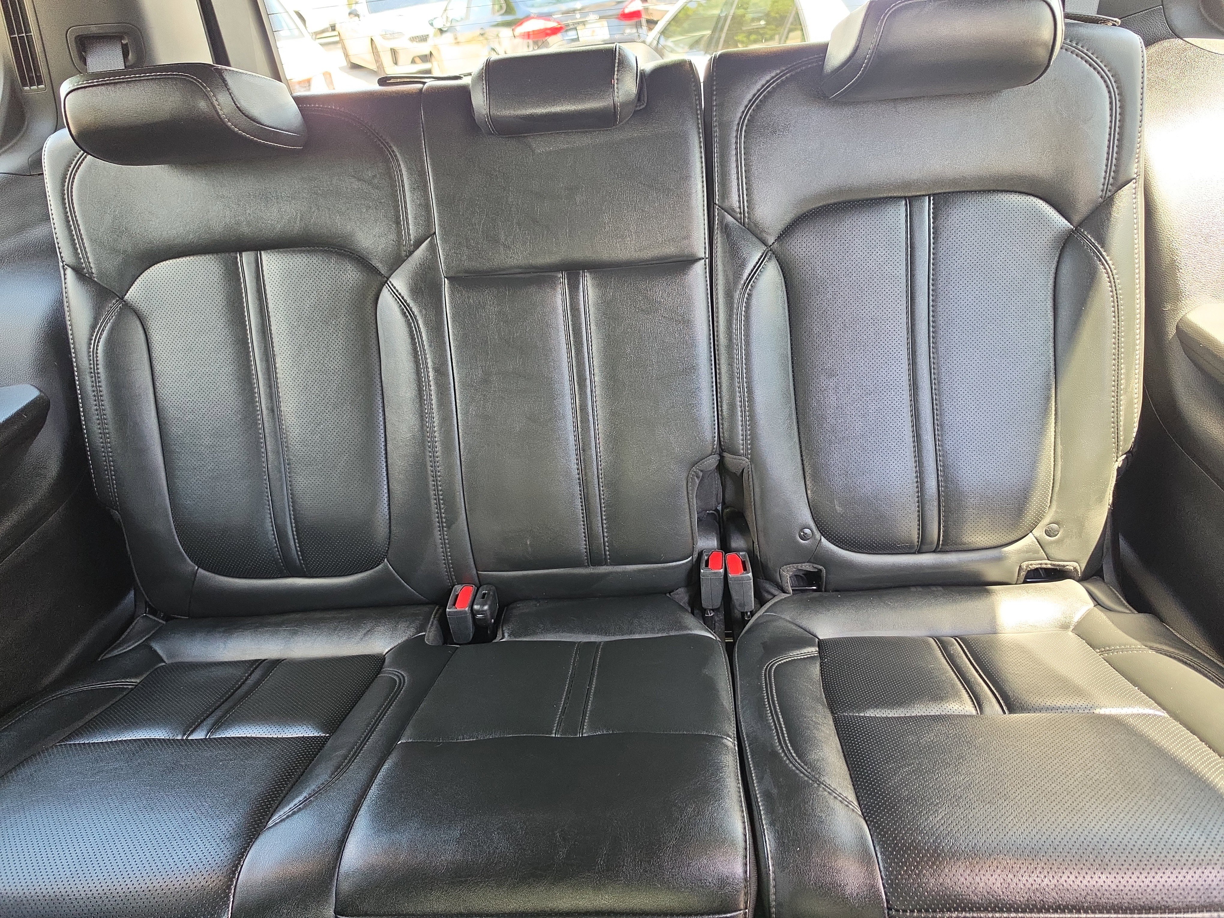 Used 2023 Jeep Wagoneer Series III w/ Preferred Equipment Group image 16