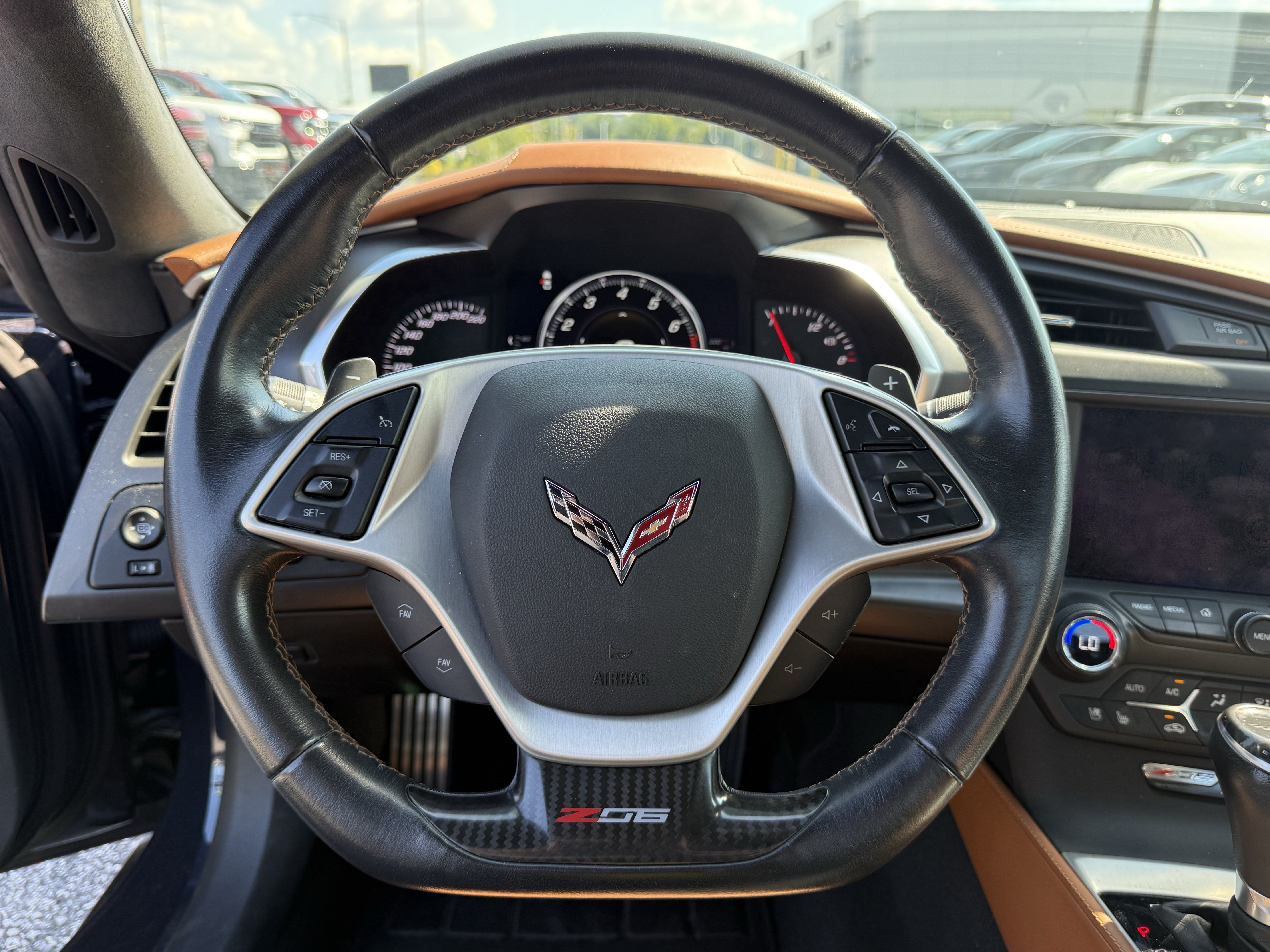 Used 2015 Chevrolet Corvette Z06 w/ 3LZ Preferred Equipment Group RWD image 6