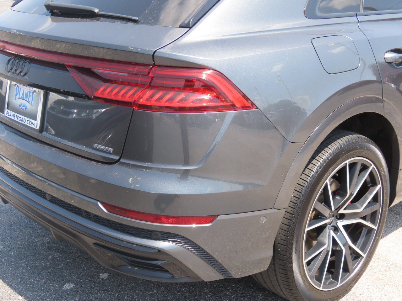 Used 2021 Audi Q8 Premium Plus AWD/4WD image 12