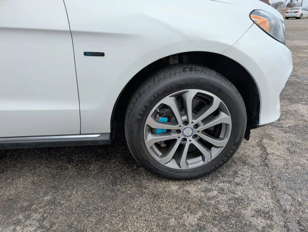 Used 2017 Mercedes-Benz GLE 550e image 12