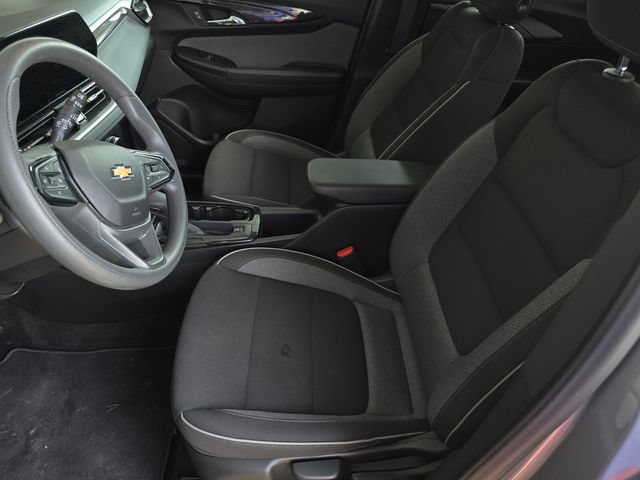 Used 2025 Chevrolet TrailBlazer LT AWD/4WD image 13