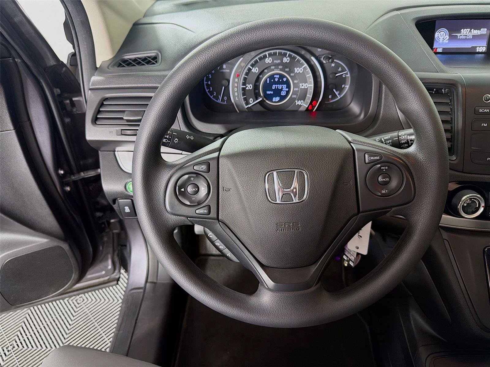 Used 2016 Honda CR-V LX image 3