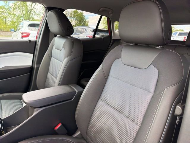 New 2026 Chevrolet Trax LT w/ Driver Confidence Package FWD image 13