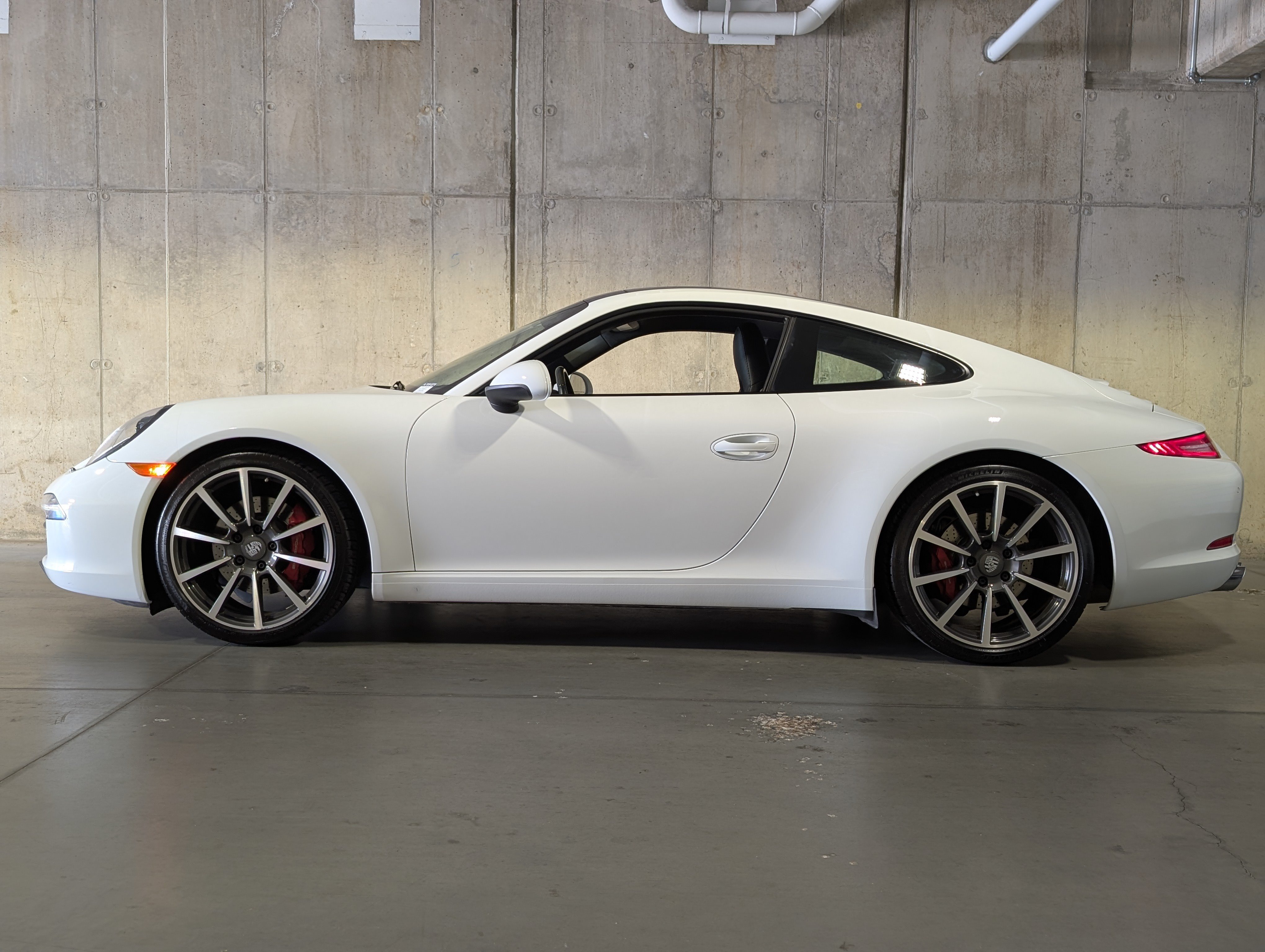 Used 2013 Porsche 911 Carrera S RWD image 2