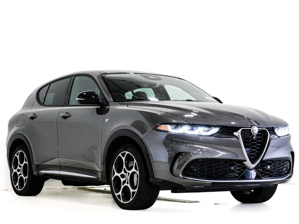 Used 2024 Alfa Romeo Tonale Ti