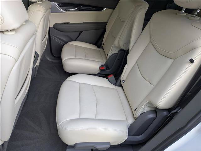Used 2024 Cadillac XT6 Premium Luxury w/ Technology Package AWD/4WD image 20
