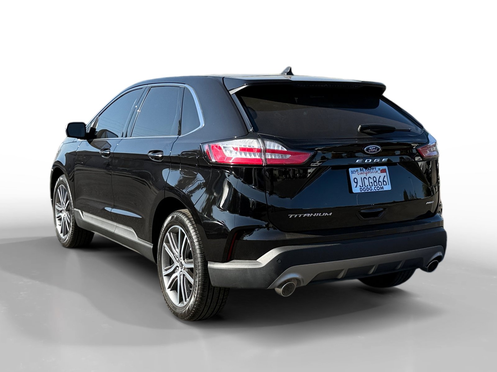 Used 2024 Ford Edge Titanium w/ Equipment Group 301A AWD/4WD image 3