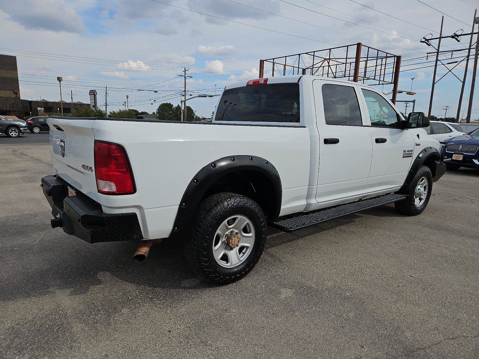 Used 2018 RAM 2500 ST AWD/4WD image 8