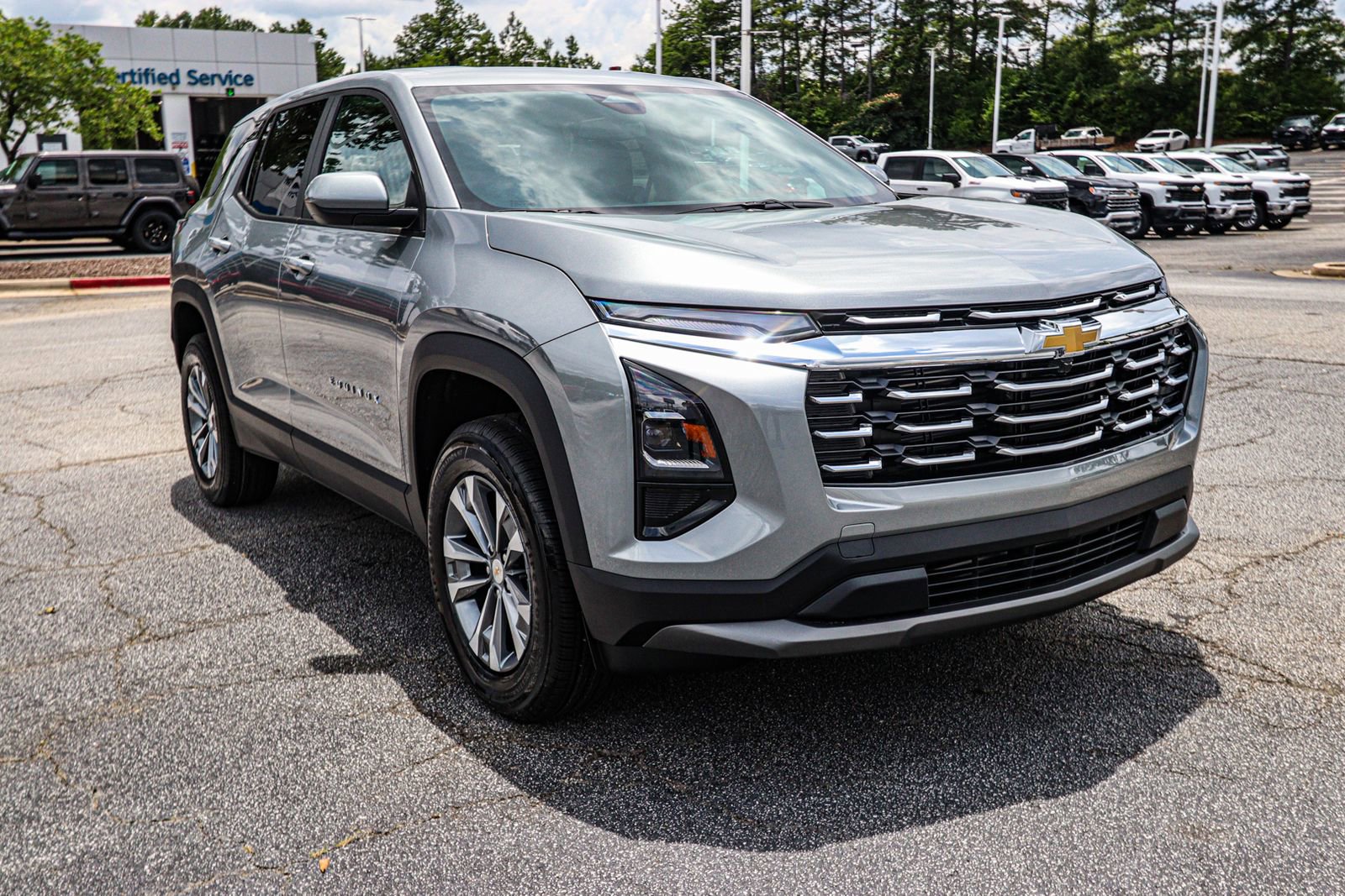 New 2026 Chevrolet Equinox LT image 4