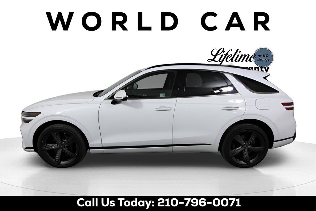 Used 2025 Genesis GV70 3.5T Sport w/ Sport Prestige Package AWD/4WD image 4