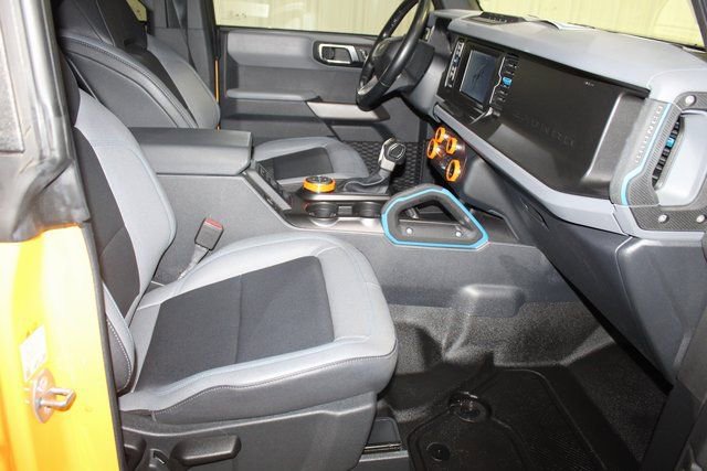 Used 2022 Ford Bronco Black Diamond w/ Sasquatch Package image 15