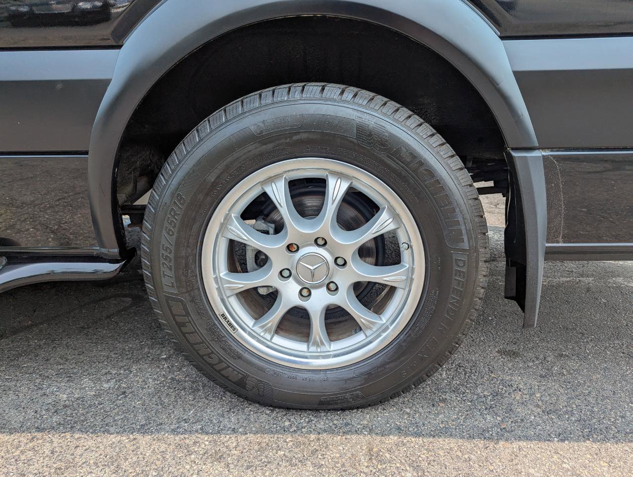 Used 2017 Mercedes-Benz Sprinter 2500 image 53