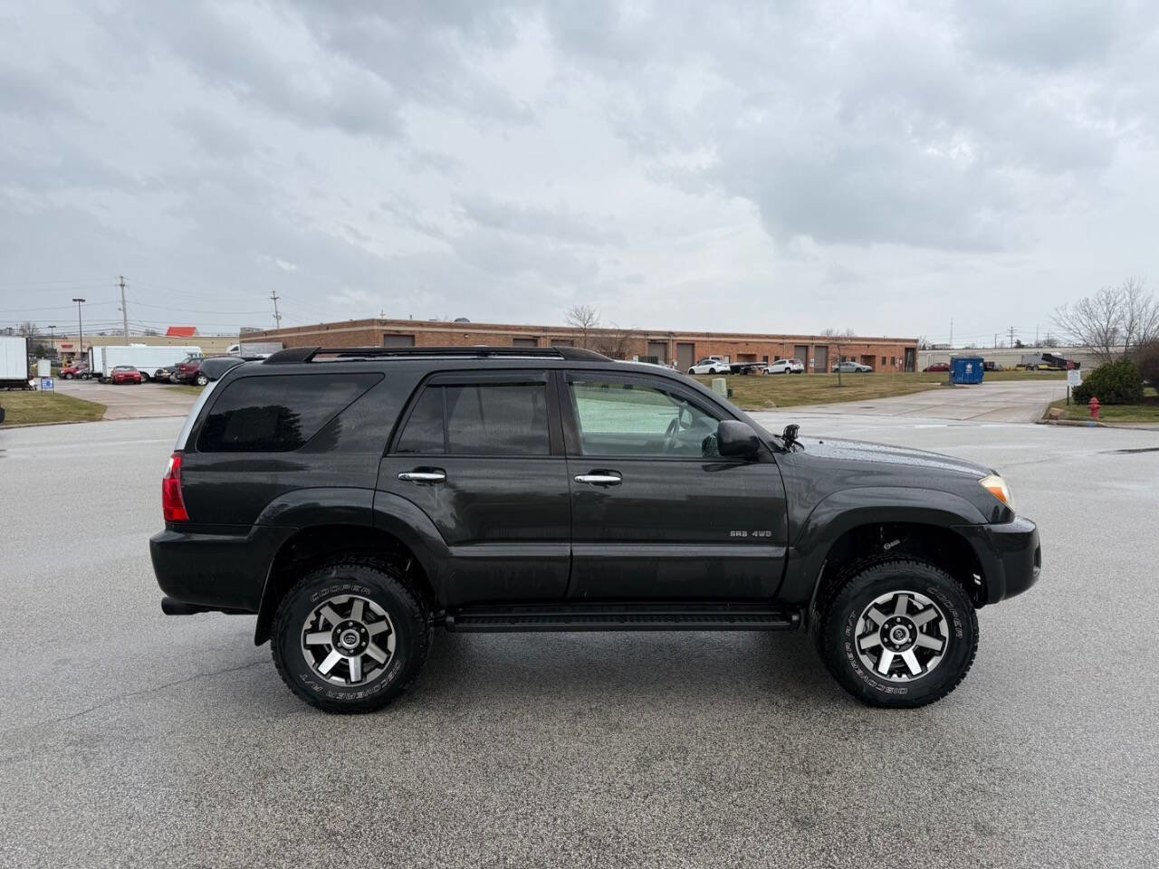 Used 2007 Toyota 4Runner SR5 image 5