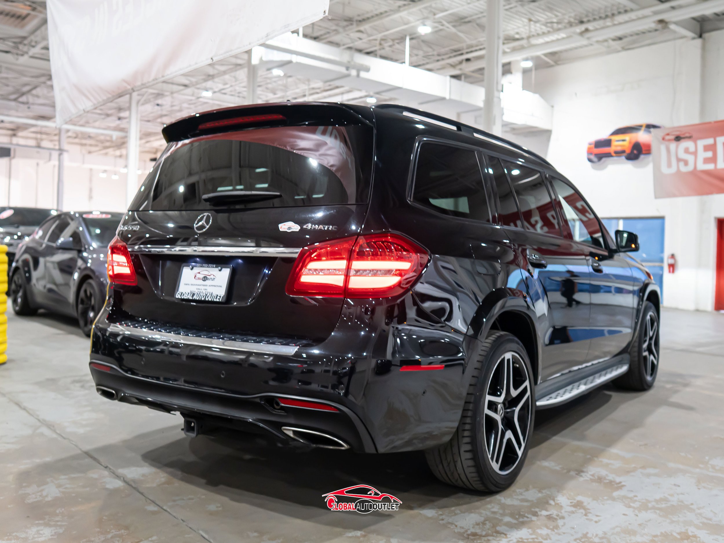Used 2018 Mercedes-Benz GLS 550 4MATIC w/ Driver Assistance Package image 7
