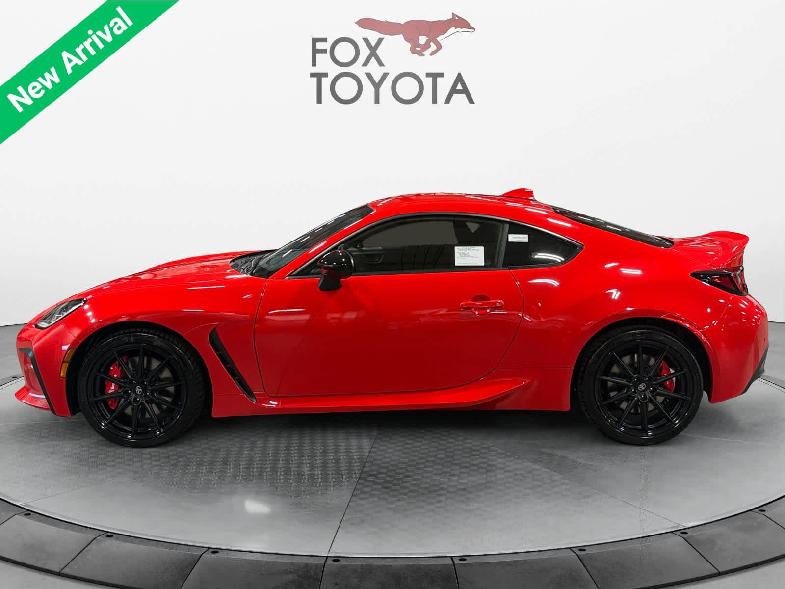 New 2026 Toyota GR86 Premium RWD image 2