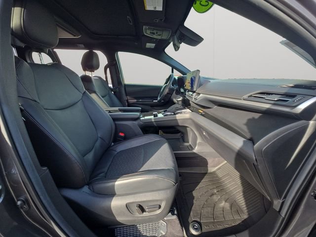 Used 2025 Toyota Sienna Limited image 15