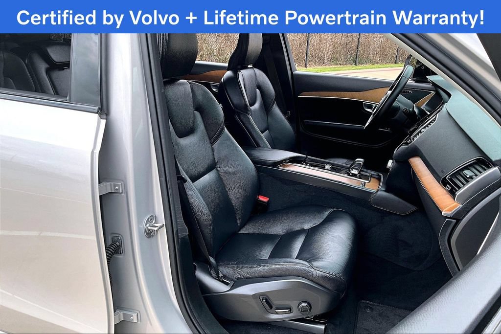Used 2024 Volvo XC90 B5 Plus AWD/4WD image 10